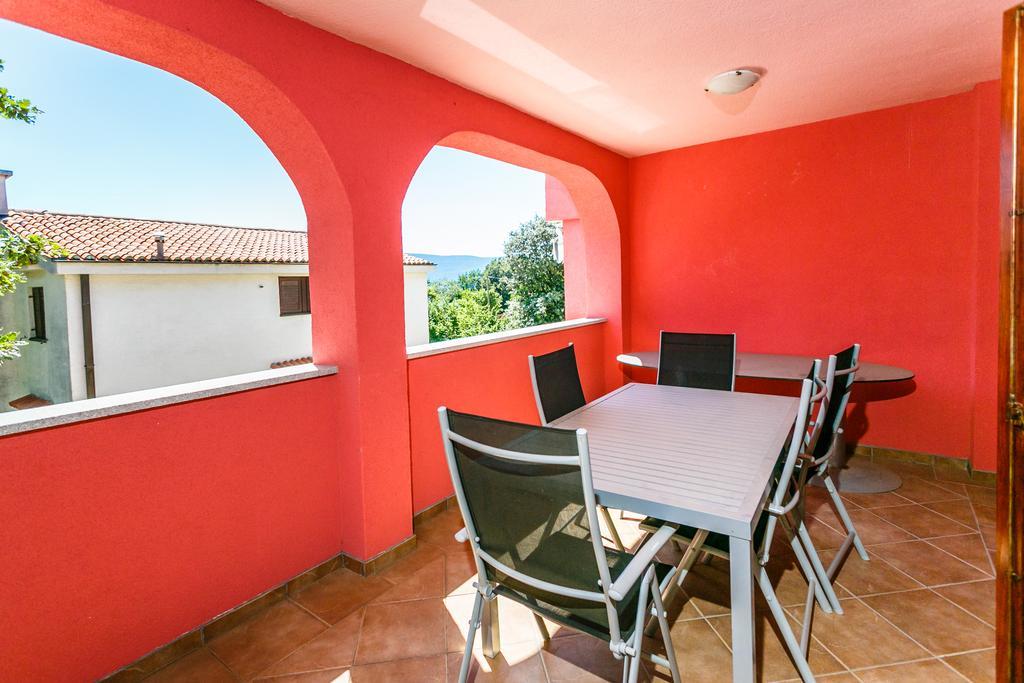 Apartments Josip Pinezići Rom bilde